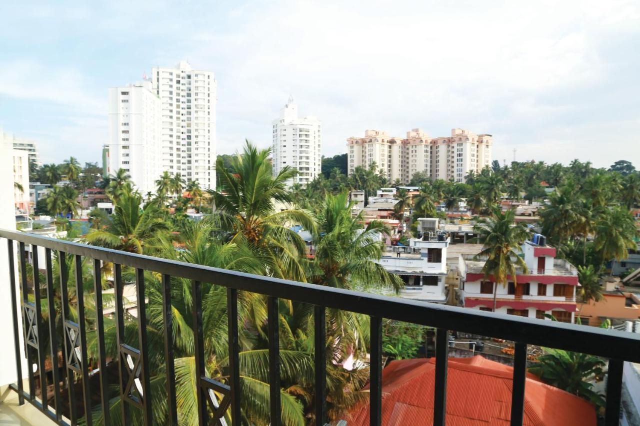 Down Town Holidays Thiruvananthapuram Eksteriør bilde
